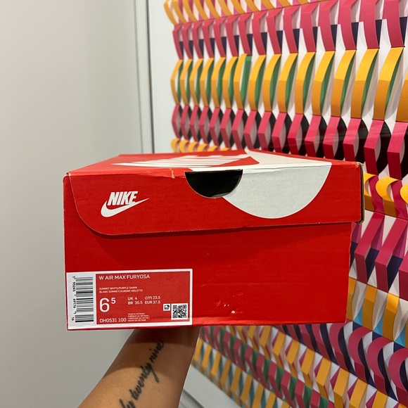 Worn Once Women's 6.5 Nike Air Furyosa - Picture 8 of 9
